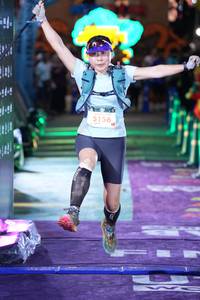 BIB: 5156
                            <button type="button" onclick="openModal(26239462)" class="btn btn-primary btn-sm float-right btn-popup" data-toggle="modal" data-target=".modal-high-quality">
                        <i class="fas fa-shopping-cart"></i> Add to Cart
                    </button>
                                            <button type="button" onclick="isThisMe(26239462, true)" class="btn btn-success btn-sm float-right btn-popup btn-isme hidden" data-toggle="tooltip" data-placement="bottom" title="นี่คือรูปของคุณใช่ไหม คลิกที่นี่เพื่อเอาเข้าอัลบั้ม">
                        <i class="fas fa-plus"></i> Add to album
                    </button>
                    <button type="button" onclick="isThisMe(26239462, false)" class="btn btn-warning btn-sm float-right btn-popup btn-isnotme hidden">
                        <i class="fas fa-ban"></i> Remove from album
                    </button>